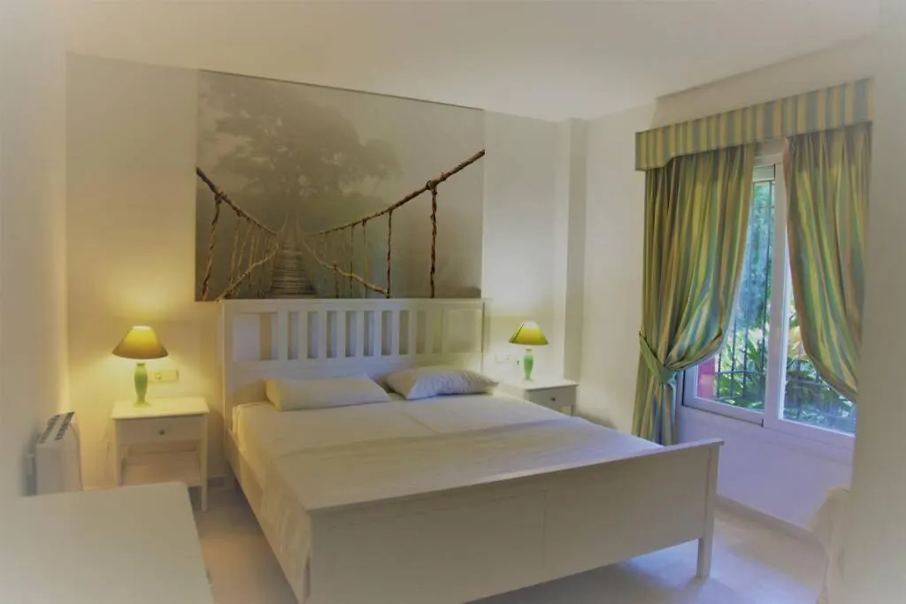 Marbella Beachside Apartment In 5 Star Gated 0*,  Spain