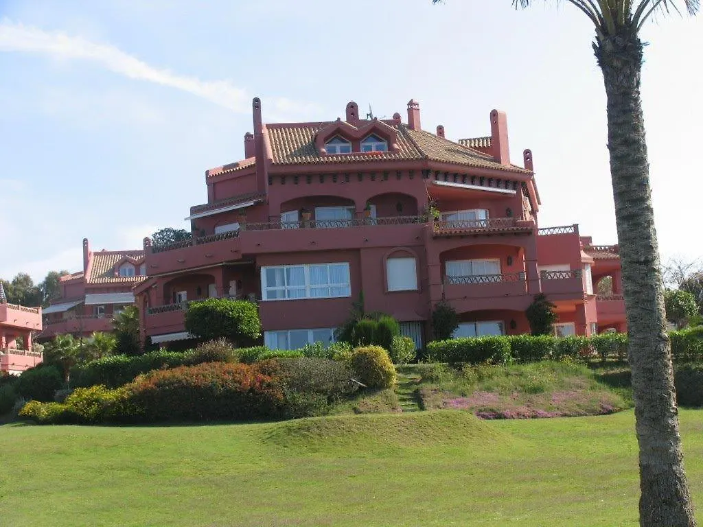 Marbella Beachside Apartment In 5 Star Gated España